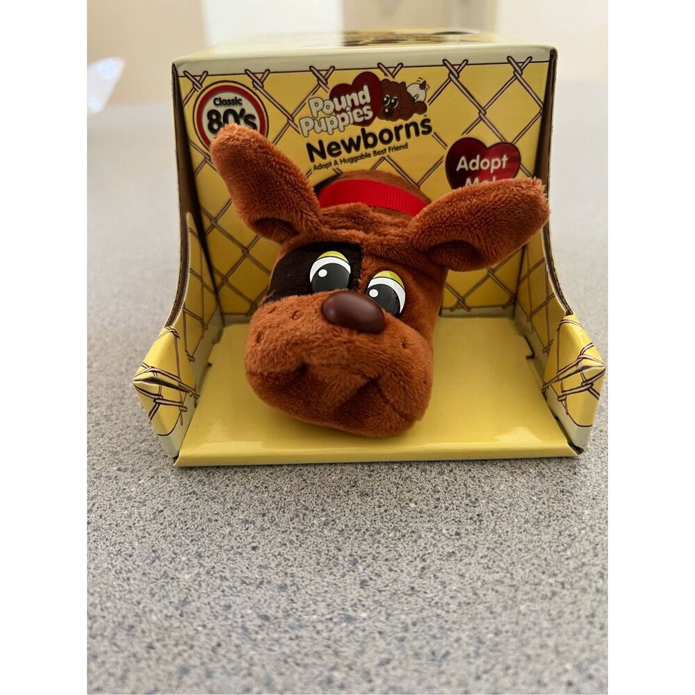 Pound Puppies Newborns New in Box Hasbro 2018 80s Vintage brown Dog pointy Ears